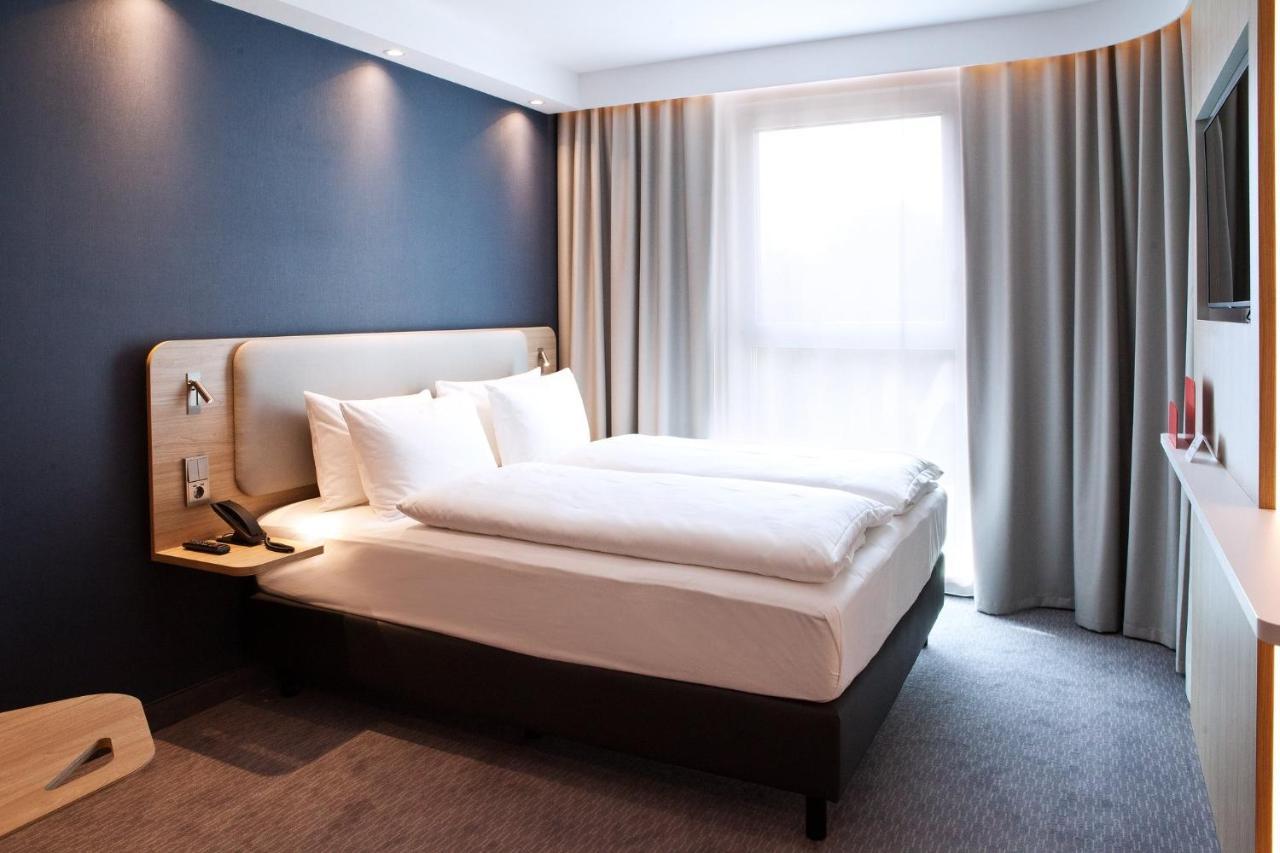 Holiday Inn Express Bochum By Ihg Exterior photo