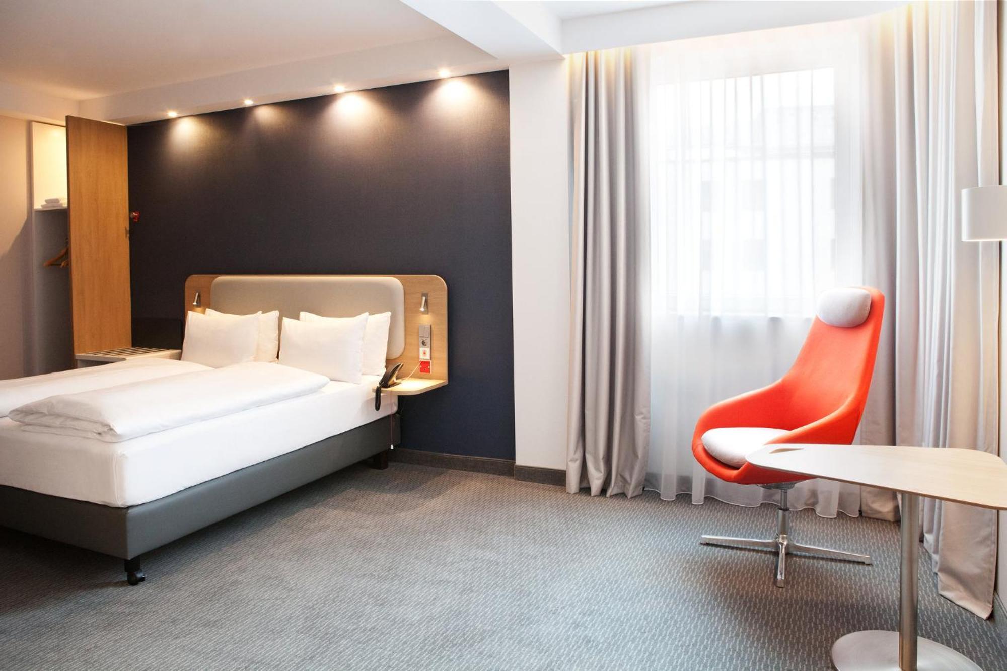 Holiday Inn Express Bochum By Ihg Exterior photo