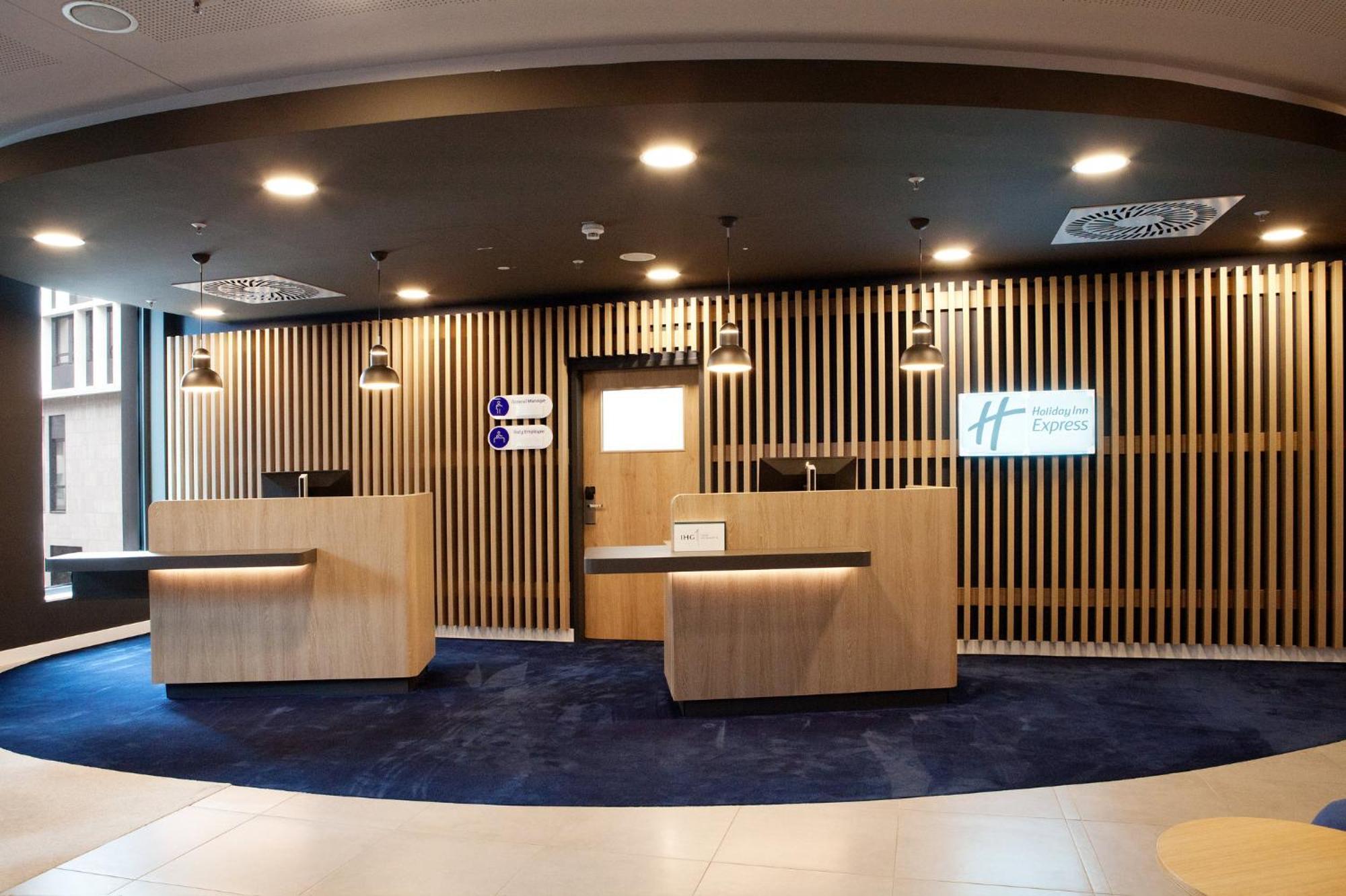 Holiday Inn Express Bochum By Ihg Exterior photo